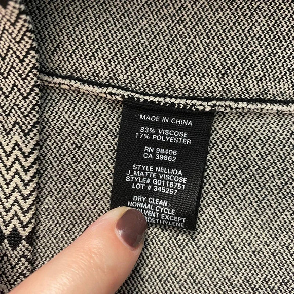 Theory Nellida Zig-Zag Stripe Mini Knit Skirt in Black & Cream Size US Small - Picture 10 of 12